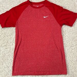 NIKE S men’s red t shirt with single white swoosh in EUC